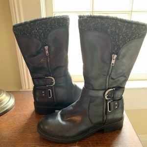 Bare trap Biker style boot